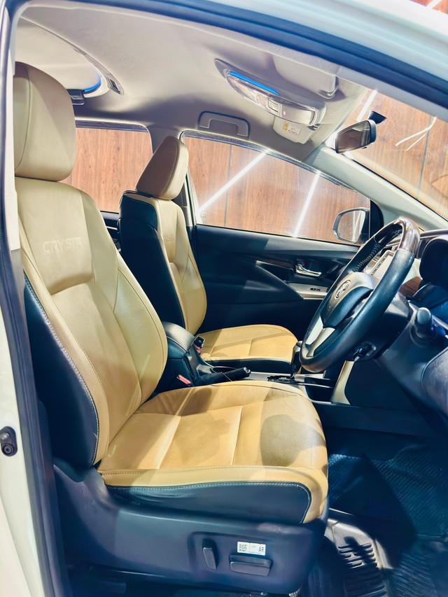 Second-hand 2021 Toyota Innova Crysta 2.4 ZX 7 STR for sale in Madurai-5