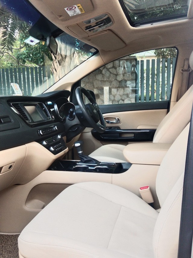 Second-hand 2020 Kia Carnival Prestige 6 STR for sale in New Delhi-13