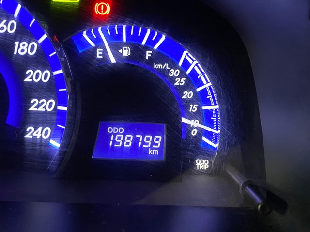 Second-hand 2015 Toyota Camry Hybrid for sale in Mumbai-5