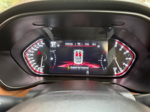 Second-hand 2023 MG Gloster Savvy 4x4 7Str for sale in Mumbai-7