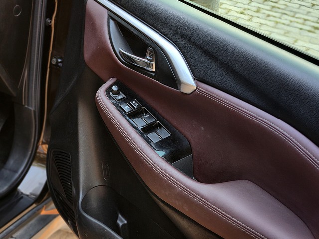 Second-hand 2022 Maruti Suzuki Grand Vitara Zeta AT BSVI for sale in New Delhi-23