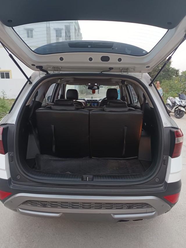 Second-hand 2024 Hyundai Alcazar Prestige 7-Seater Diesel for sale in Hyderabad-15