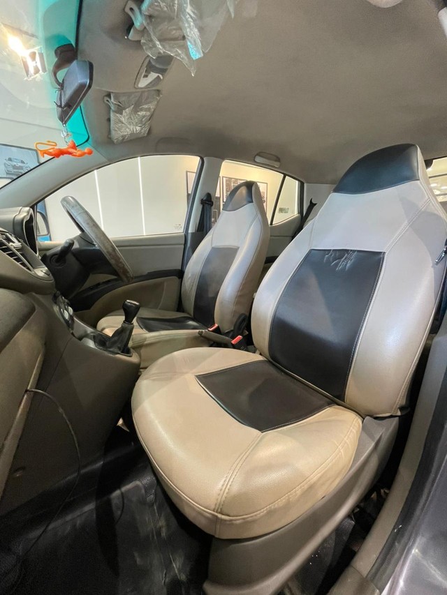 Second-hand 2013 Hyundai i10 Magna for sale in Hyderabad-13