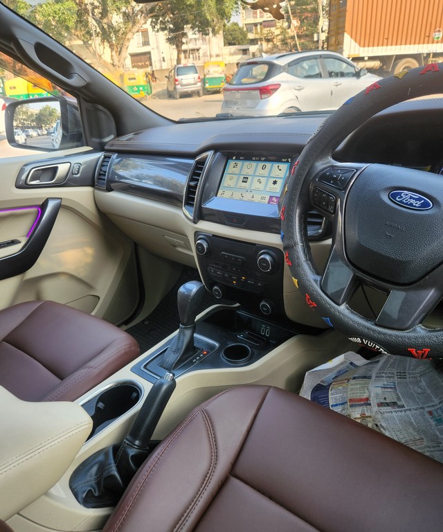 Ford Endeavour 2.2 Titanium AT 4X2 Second-hand 2016 Ford Endeavour 2.2 Titanium AT 4X2 for sale in New Delhi-13