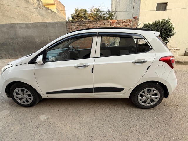 Second-hand 2018 Hyundai Grand i10 1.2 Kappa Sportz BSIV for sale in Ludhiana-2