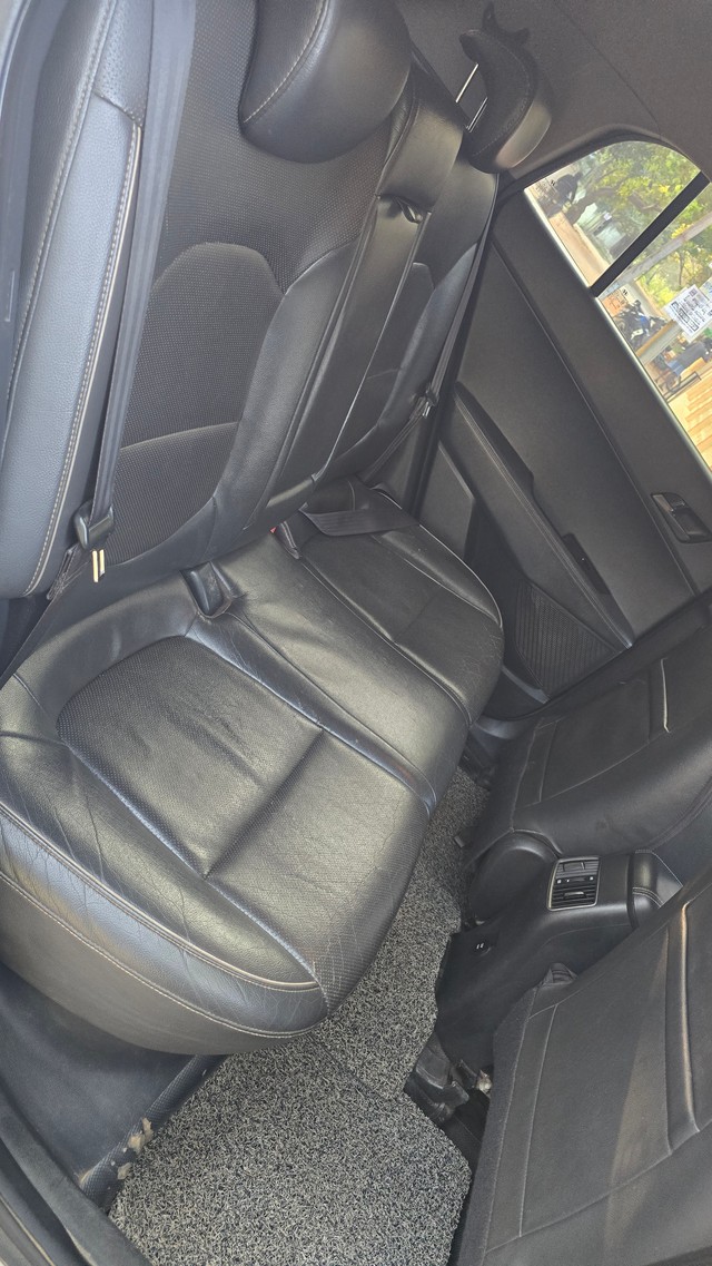 Second-hand 2015 Hyundai Creta 1.6 CRDi SX Option for sale in East Godavari-3