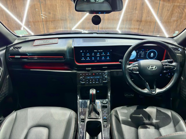 Second-hand 2024 Hyundai Creta SX (O) Turbo DCT for sale in Madurai-17