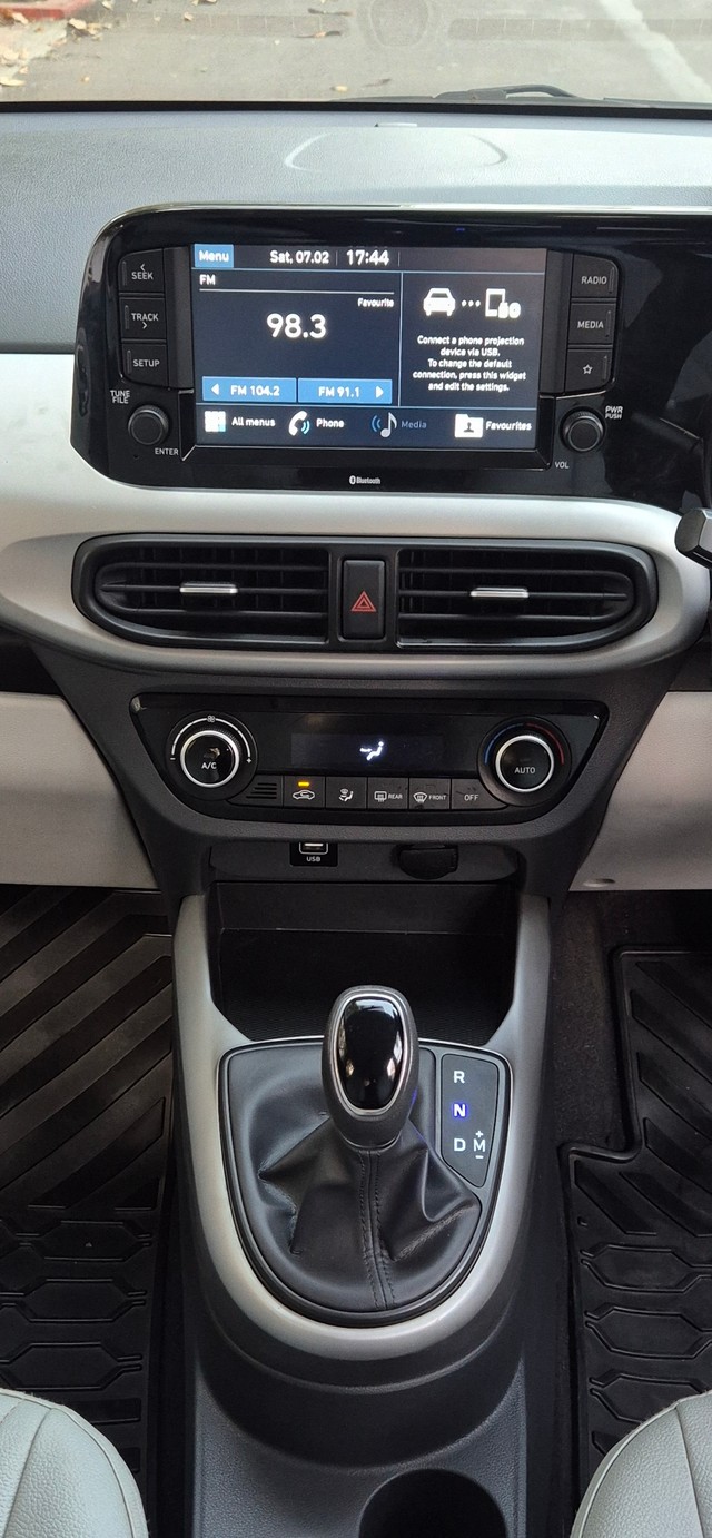 Second-hand 2020 Hyundai Grand i10 Nios AMT Sportz for sale in Pimpri chinchwad-17