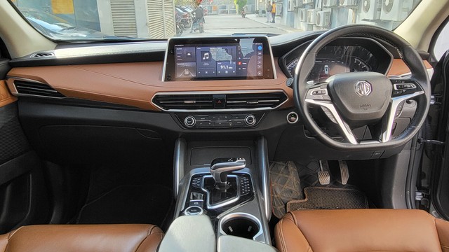 Second-hand 2021 MG Gloster Savvy 6-Str for sale in Faridabad-10