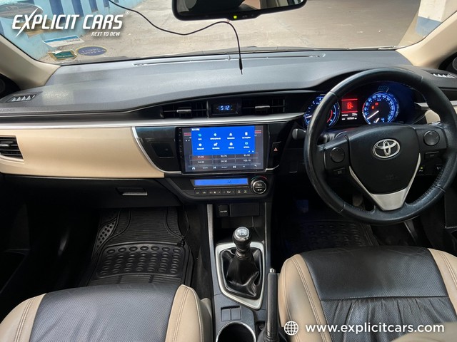Toyota Corolla Altis 1.8 J Second-hand 2014 Toyota Corolla Altis 1.8 J for sale in Kolkata-9