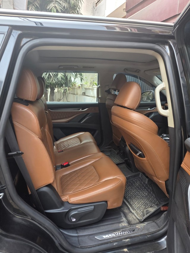 Second-hand 2021 MG Gloster Savvy 7-Str for sale in New Delhi-11