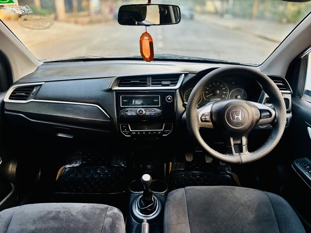 Second-hand 2016 Honda BR-V i-VTEC S MT for sale in New Delhi-12