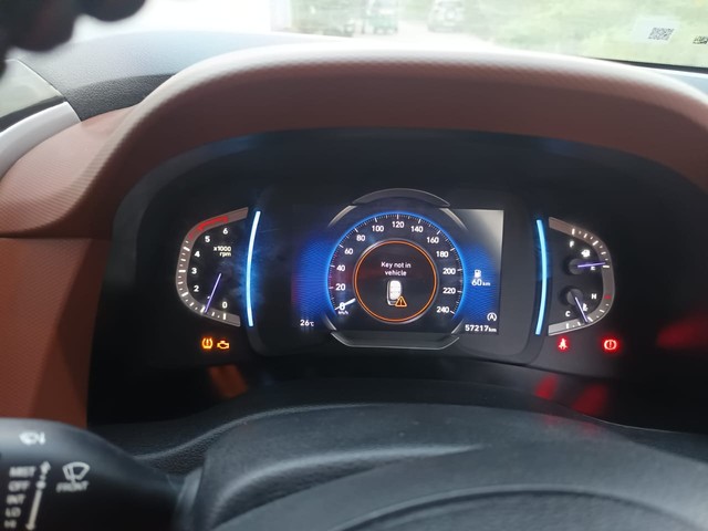 Second-hand 2024 Hyundai Alcazar Prestige 7-Seater Diesel for sale in Hyderabad-12