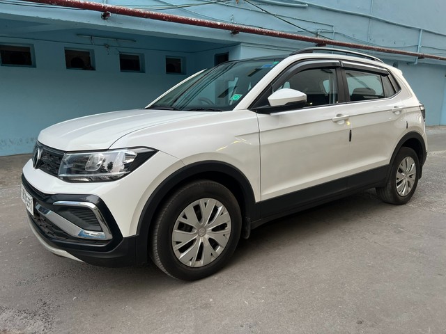 Second-hand 2023 Volkswagen Taigun 1.0 TSI Comfortline BSVI for sale in Kolkata-13