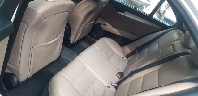 Second-hand 2012 Mercedes-Benz C-Class C 250 CDI Avantgarde for sale in Thane-11