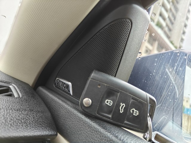 Skoda Octavia 1.8 TSI AT L K Second-hand 2018 Skoda Octavia 1.8 TSI AT L K for sale in Mumbai-19