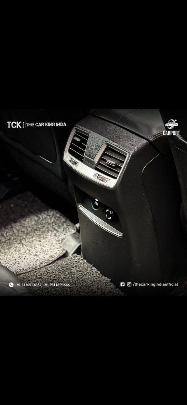 Second-hand 2018 Mahindra Alturas G4 4X2 AT BSIV for sale in New Delhi-1