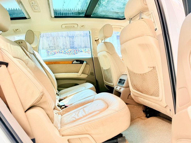 Second-hand 2015 Audi Q7 3.0 TDI Quattro Premium Plus for sale in Pune-5