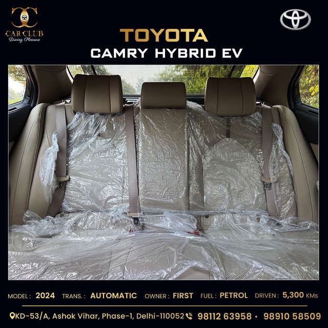 Second-hand 2024 Toyota Camry 2.5 Hybrid for sale in New Delhi-8
