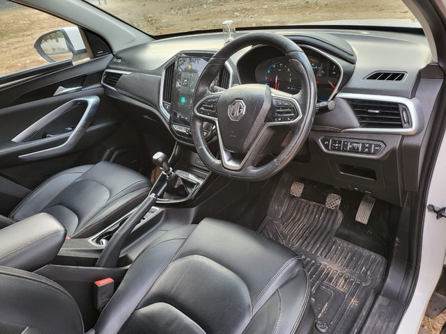 Second-hand 2020 MG Hector Sharp Diesel MT for sale in New Delhi-12