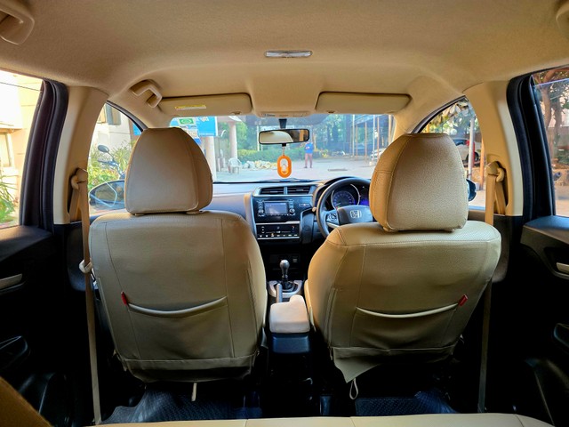 Second-hand 2018 Honda Jazz V for sale in New Delhi-10