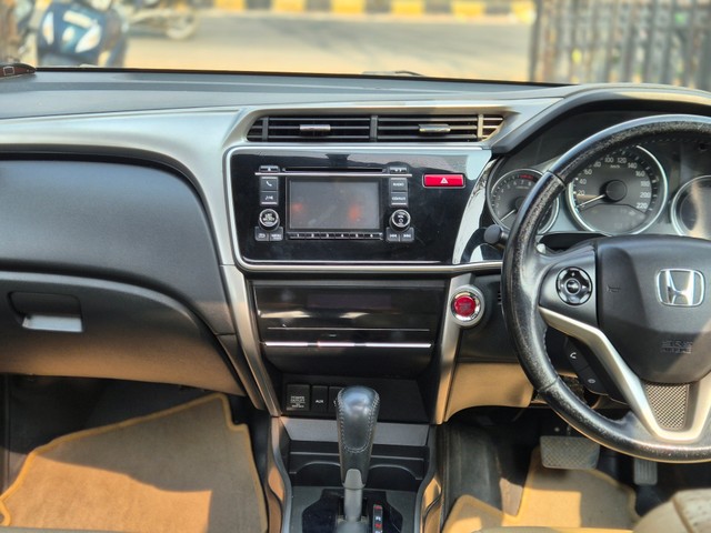 Second-hand 2015 Honda City i VTEC CVT VX for sale in Vadodara-10