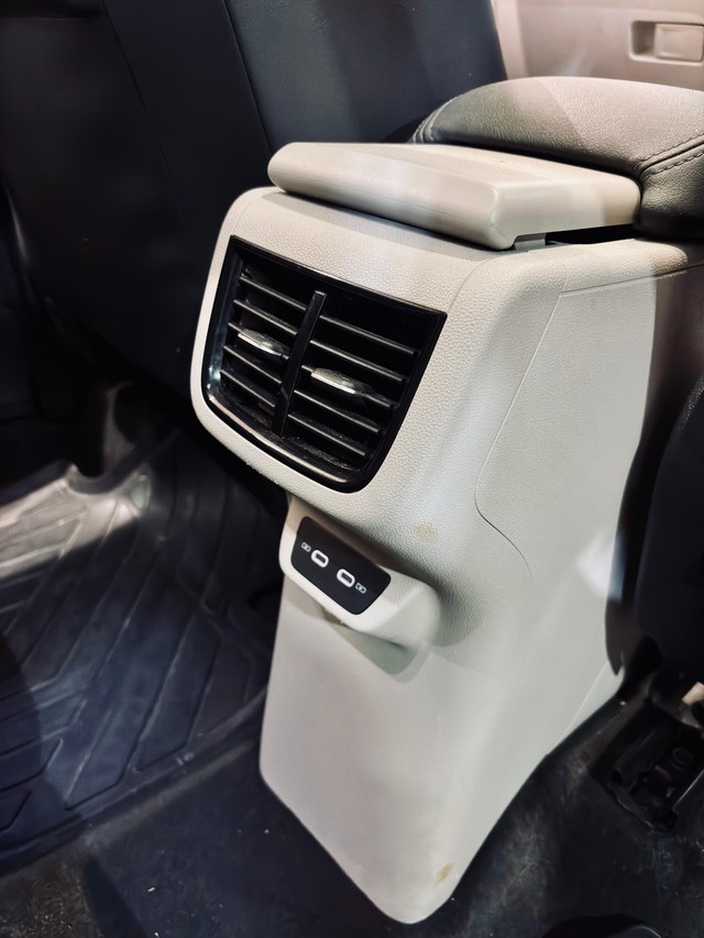 Second-hand 2023 Volkswagen Taigun 1.5 TSI GT Plus DSG for sale in Madurai-16