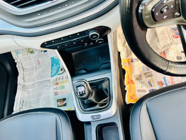 Tata Altroz XZ Plus S Second-hand 2023 Tata Altroz XZ Plus S for sale in Faridabad-16