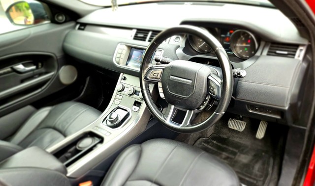 Second-hand 2019 Land Rover Range Rover Evoque 2.0 TD4 HSE Dynamic for sale in New Delhi-11