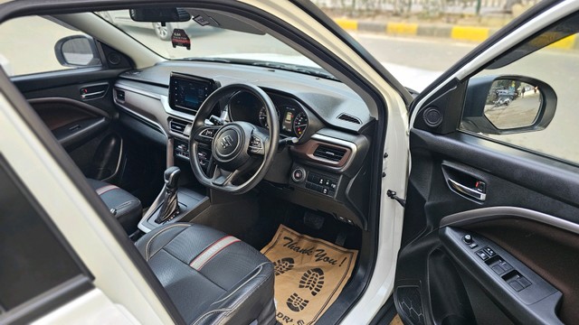 Second-hand 2023 Maruti Suzuki Brezza Zxi AT for sale in New Delhi-6