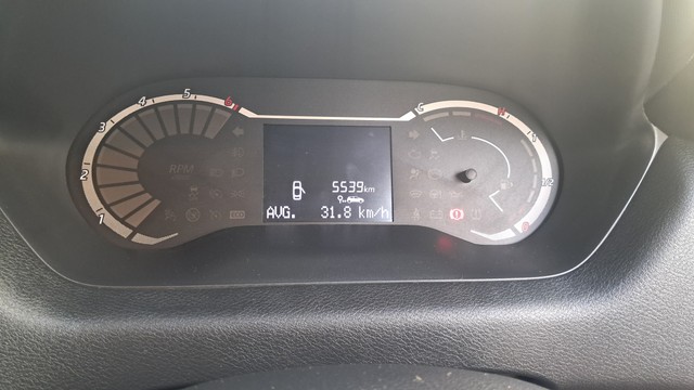 Second-hand 2025 Nissan Magnite Acenta AMT for sale in Jabalpur-16