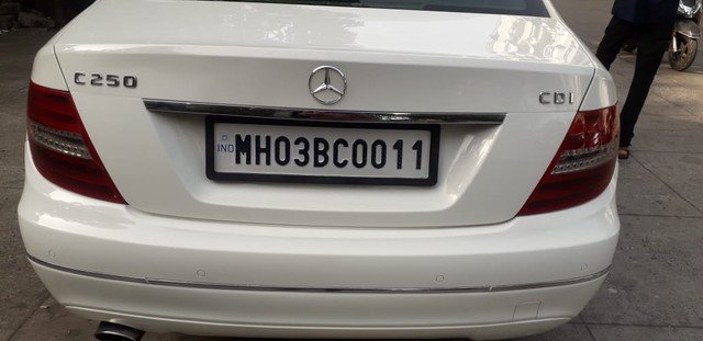 Second-hand 2012 Mercedes-Benz C-Class C 250 CDI Avantgarde for sale in Thane-4