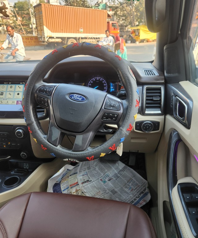 Ford Endeavour 2.2 Titanium AT 4X2 Second-hand 2016 Ford Endeavour 2.2 Titanium AT 4X2 for sale in New Delhi-14