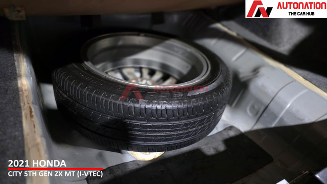 Second-hand 2021 Honda City ZX MT for sale in Kolkata-11