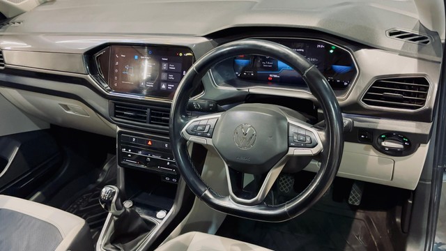 Second-hand 2021 Volkswagen Taigun 1.0 TSI Topline BSVI for sale in Madurai-14