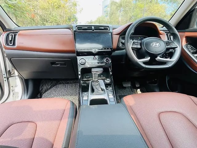 Hyundai Alcazar Signature (O) 7-Seater Diesel AT Second-hand 2024 Hyundai Alcazar Signature (O) 7-Seater Diesel AT for sale in Mumbai-6