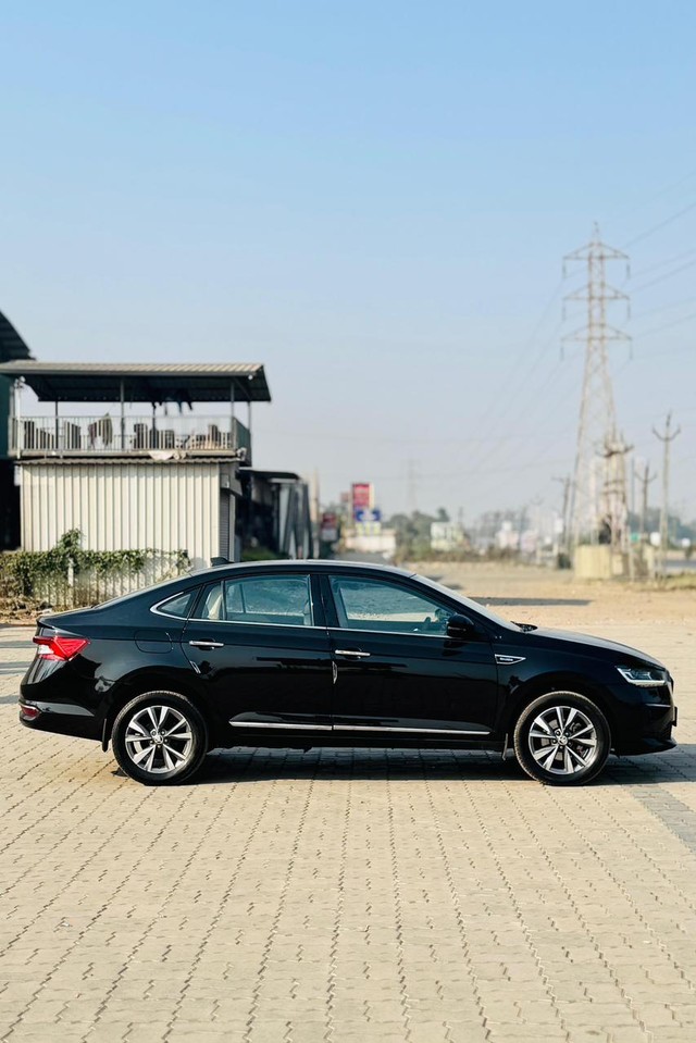 Skoda Slavia 1.0 TSI Style Second-hand 2024 Skoda Slavia 1.0 TSI Style for sale in Surat-11