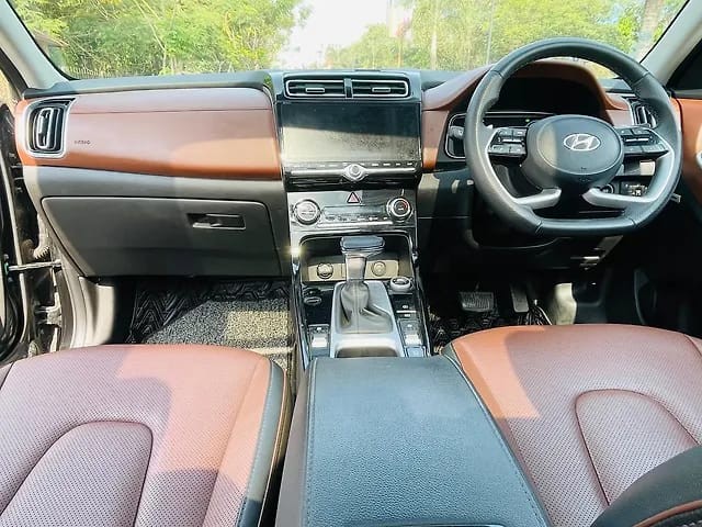 Hyundai Alcazar 1.5 Signature (O) 7-Seater Diesel AT Second-hand 2022 Hyundai Alcazar 1.5 Signature (O) 7-Seater Diesel AT for sale in Mumbai-7