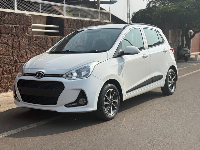 Hyundai i10 Sportz 1.1L Second-hand 2017 Hyundai i10 Sportz 1.1L for sale in Kolhapur-5