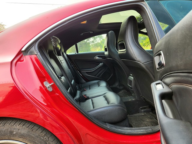 Second-hand 2016 Mercedes-Benz CLA 200 Sport Edition for sale in New Delhi-16