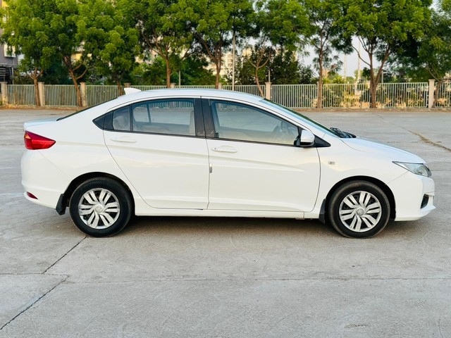 Second-hand 2014 Honda City i DTEC SV for sale in Ahmedabad-1
