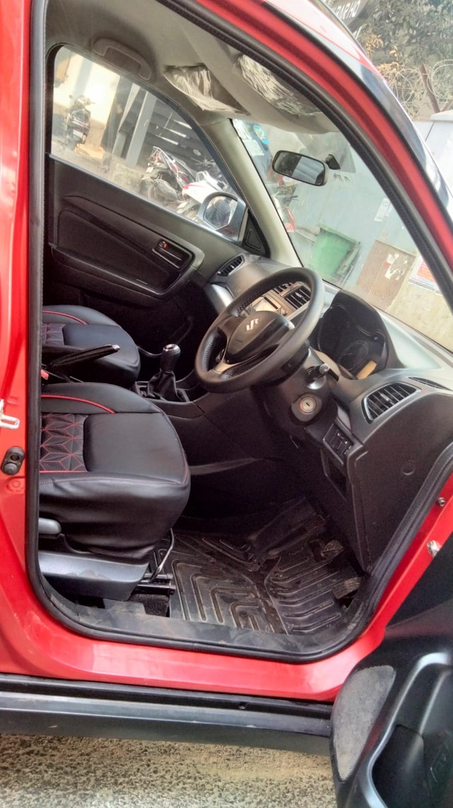 Second-hand 2018 Maruti Vitara Brezza VDi for sale in New Delhi-8