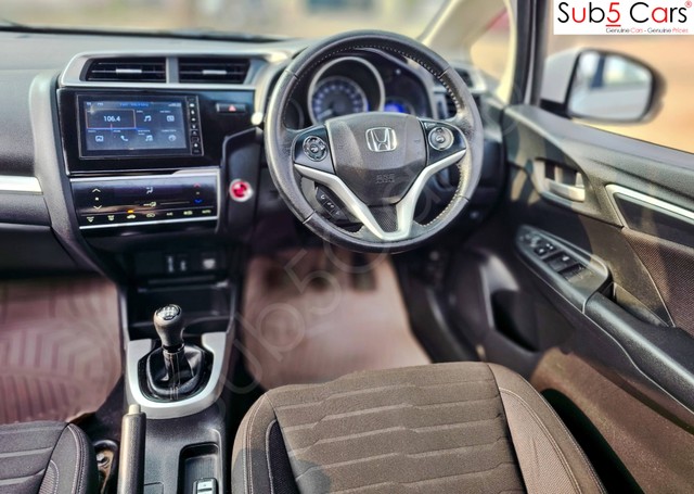 Second-hand 2021 Honda WR-V VX for sale in Hyderabad-11