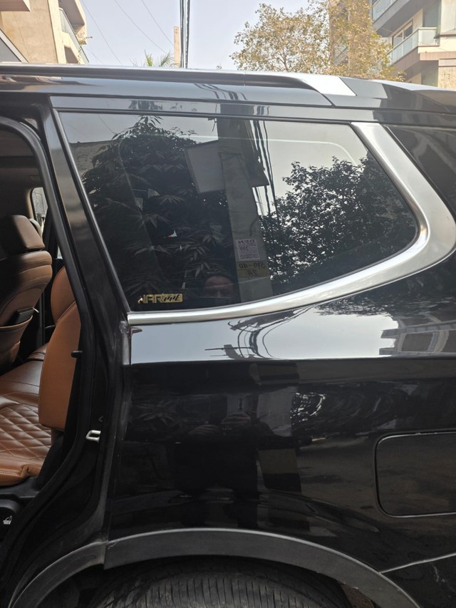 Second-hand 2021 MG Gloster Savvy 7-Str for sale in New Delhi-4