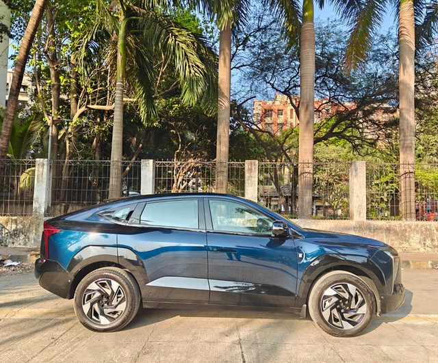 Mahindra XEV 9e Pack Three Second-hand 2025 Mahindra XEV 9e Pack Three for sale in Mumbai-1