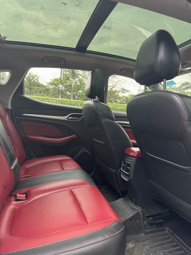 Second-hand 2021 MG Astor Savvy CVT Red BSVI for sale in Navi Mumbai-11