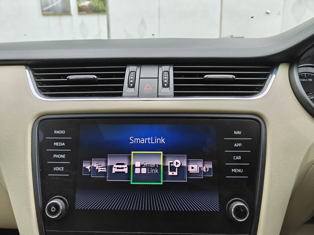 Skoda Octavia 1.8 TSI AT L K Second-hand 2018 Skoda Octavia 1.8 TSI AT L K for sale in Mumbai-14