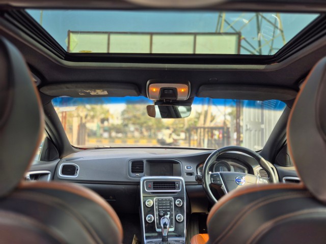 Second-hand 2015 Volvo XC60 D5 Summum for sale in Vadodara-9