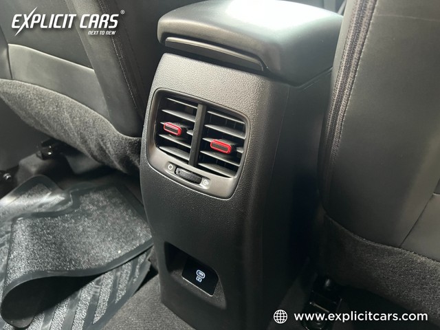 Second-hand 2024 Hyundai Venue S Opt Turbo DCT for sale in Kolkata-15