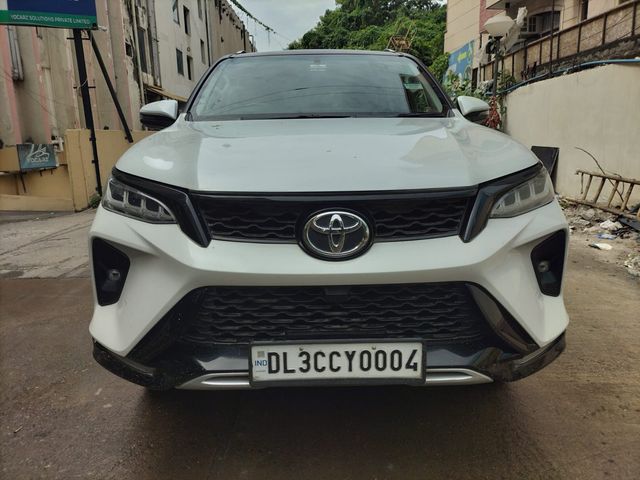 Toyota Fortuner Legender 4x4 AT 2023 Second-hand 2023 Toyota Fortuner Legender 4x4 AT 2023 for sale in New Delhi
